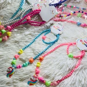 Kids necklaces 8 sets